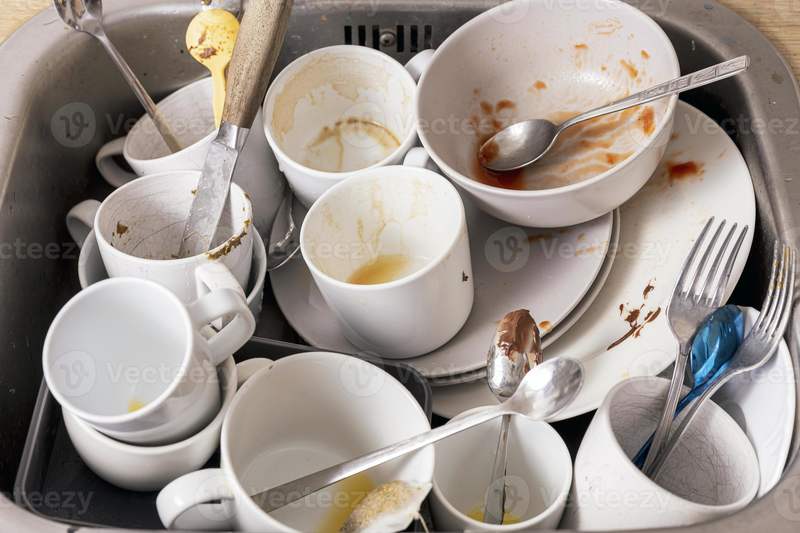 How to Handle a Roommate Who Won't Clean (Without Starting a War)